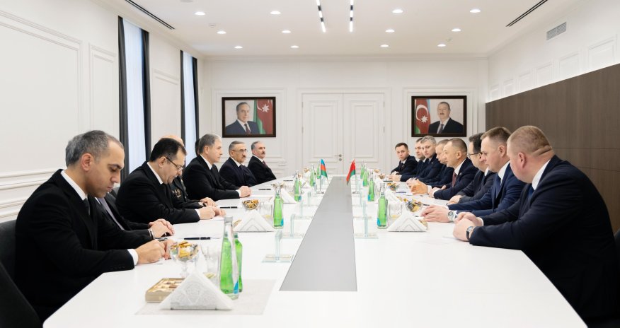 Vilayət Eyvazov belaruslu həmkarı ilə görüşüb