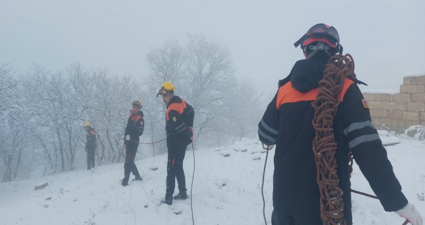 FHN qarlı havada axtarış-xilasetmə ilə bağlı təlim keçirib