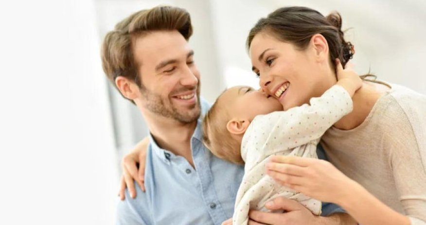 Ötən il övladlığa verilən uşaqların sayı açıqlanıb