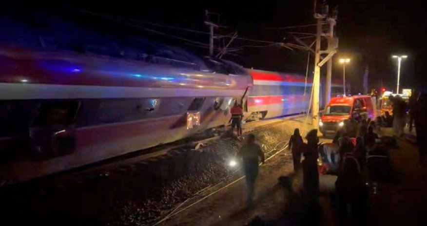 Число жертв ж/д аварии в Испании возросло до 41