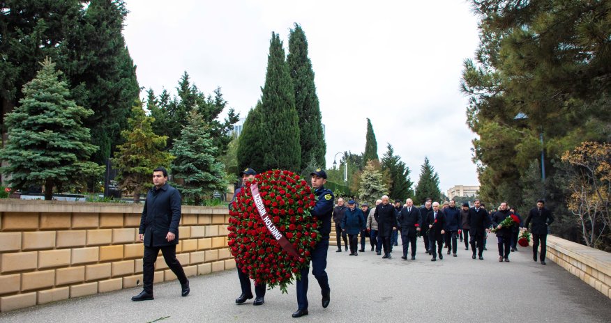 &ldquo;Azərsun Holdinq&rdquo;in rəhbər heyəti 20 Yanvar şəhidlərini yad edib -FOTO