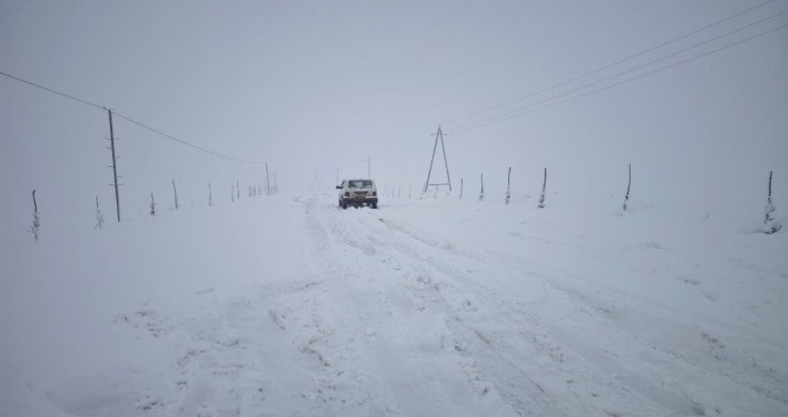 Cəlilabad&ndash;Yardımlı yolu bağlanıb, 50-dən çox kənd işıqsız qalıb