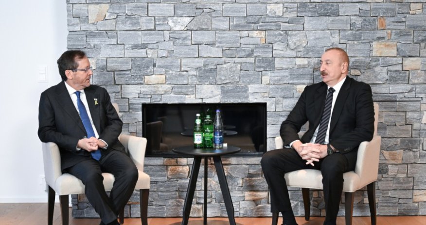 Prezident İsxak Hersoqla görüşüb