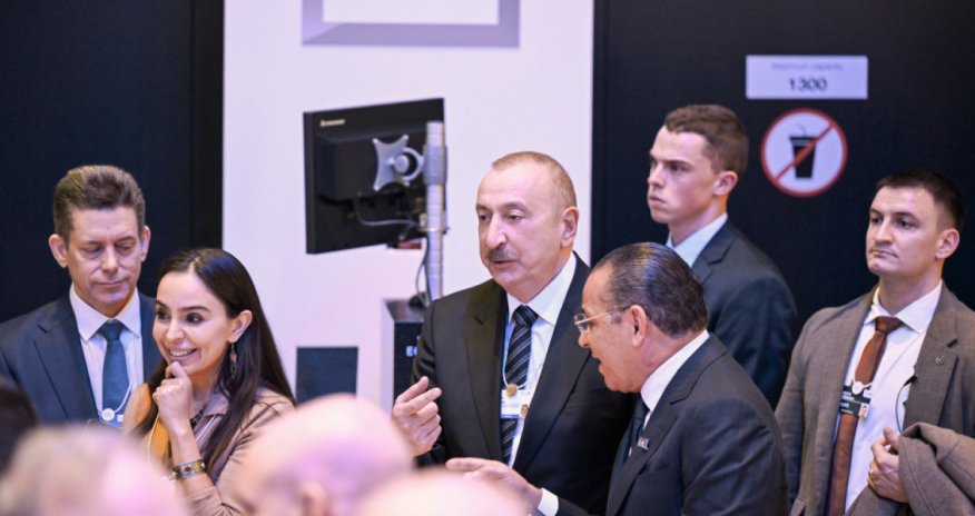 İlham Əliyev Ümumdünya İqtisadi Forumu çərçivəsində panel iclasda iştirak edib