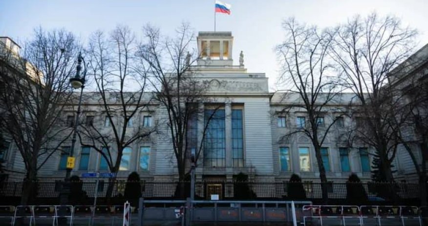 Германия выслала российского дипломата