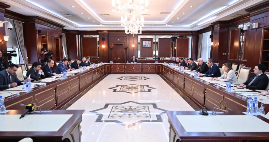 Parlamentdə iqtisadiyyatın müxtəlif sahələri üzrə ictimai dinləmələr planlaşdırılır