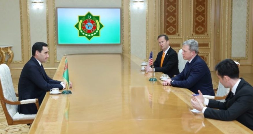 Американский десант в Туркменистане