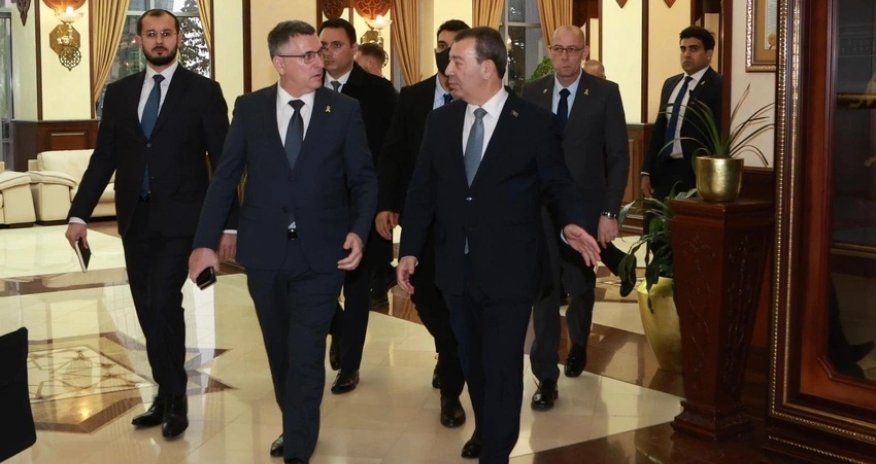 Гидеон Саар посетил Милли Меджлис Азербайджана