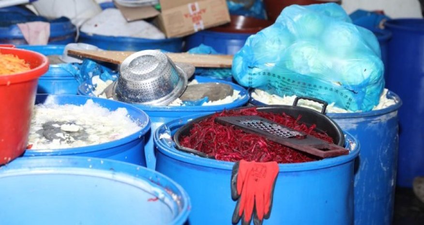 Açıq şəkildə satılan kələm turşusu ilə bağlı araşdırma aparılır - AQTA