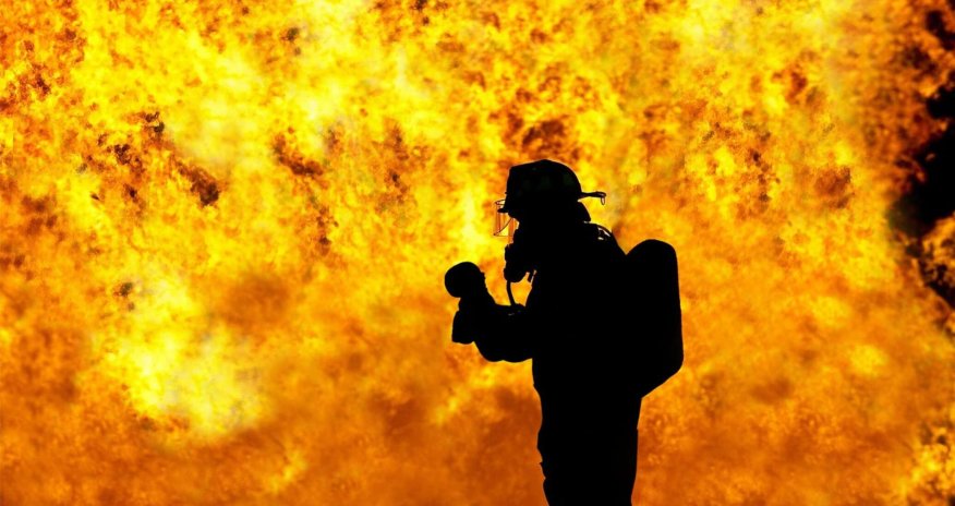 В Ереване на фабрике произошел крупный пожар