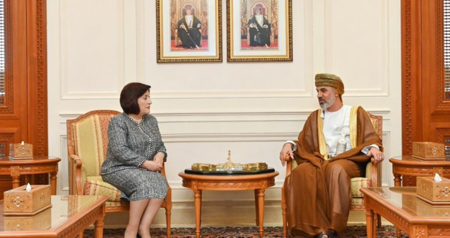 Sahibə Qafarova Oman Şura Məclisinin sədri ilə görüşüb