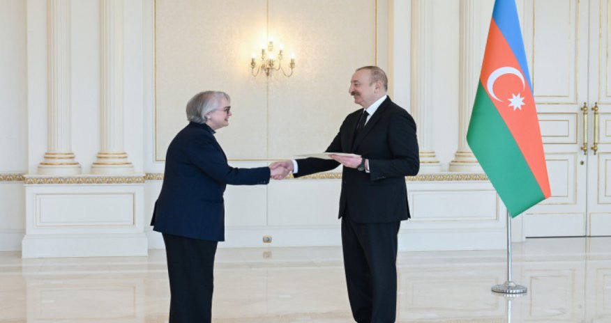 İlham Əliyev Avstraliyanın Azərbaycandakı yeni səfirinin etimadnaməsini qəbul edib
