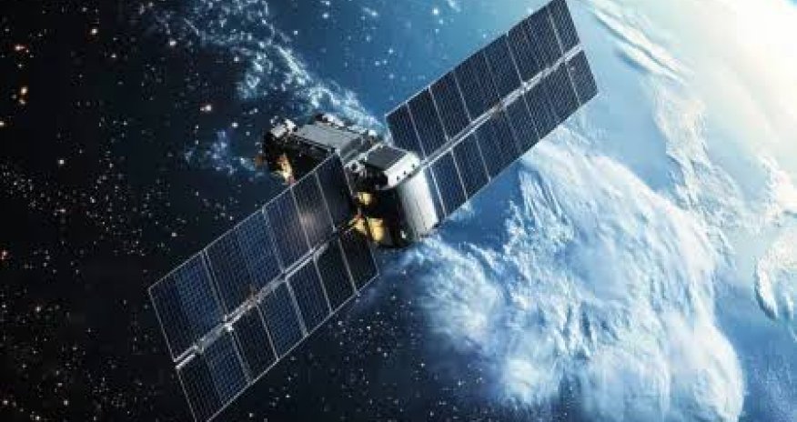 Bloomberg: SpaceX хочет запустить 1 млн спутников для сети ИИ дата-центров