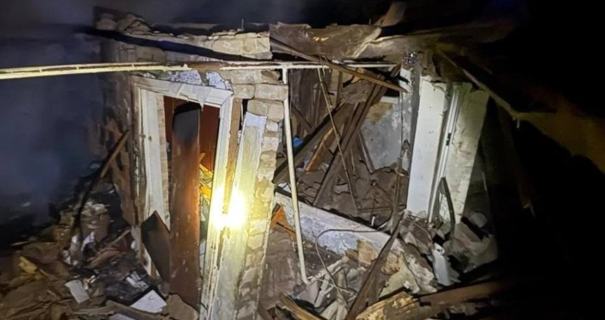 Российский дрон попал в жилой дом: двое погибли