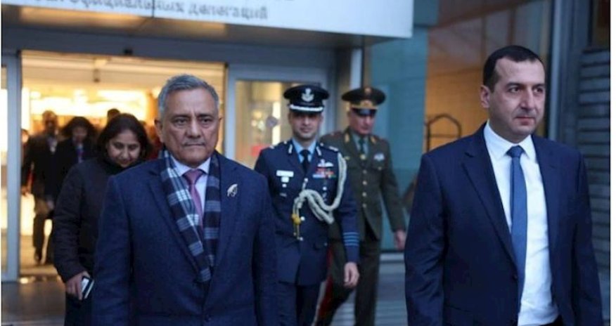 Hindistan ordusunun Baş qərargah rəisi Ermənistana səfər edib