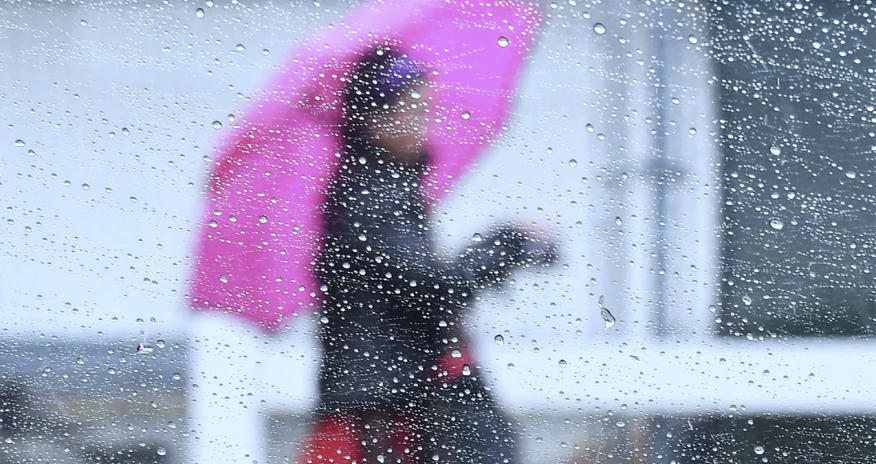 Bəzi yerlərə yağış yağır - Faktiki hava açıqlanıb