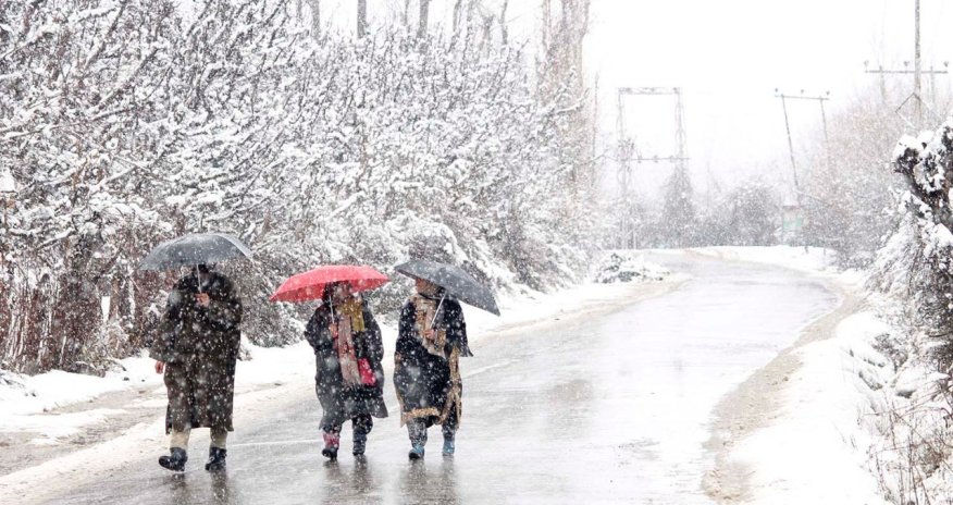 Sharp cold snap to hit Azerbaijan, snow and icy roads expected