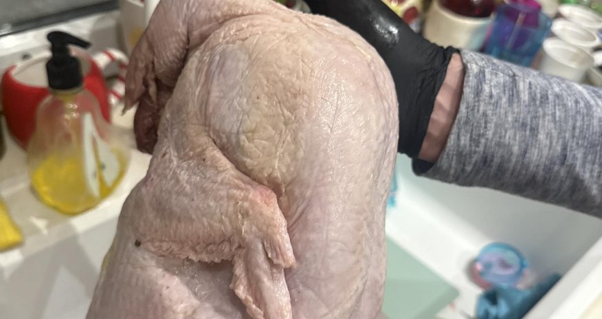 &ldquo;Qaz&rdquo; aldılar, toyuq çıxdı &ndash; AQTA naşirə reaksiya verib