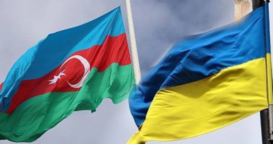 Azərbaycan vətəndaşlarından Ukraynaya enerji avadanlıqları üzrə humanitar yardım göndərilib