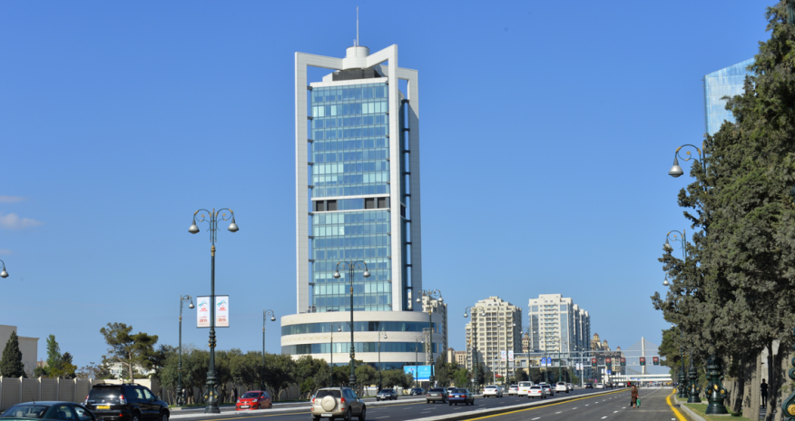 SOFAZ büdcə öhdəliyinin bir hissəsini dollarla icra edib