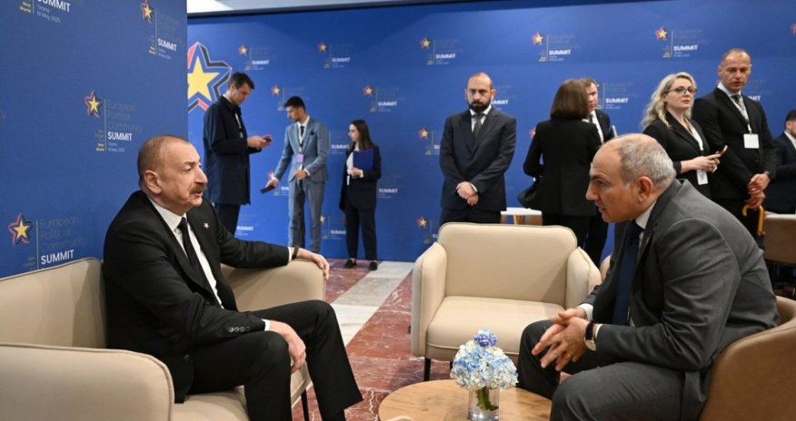 Aliyev and Pashinyan discuss progress in normalization talks in Abu Dhabi