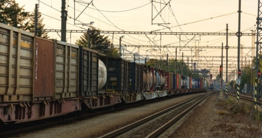 Bu gün Azərbaycan ərazisindən tranzitlə Ermənistana daha 560 ton taxıl göndəriləcək