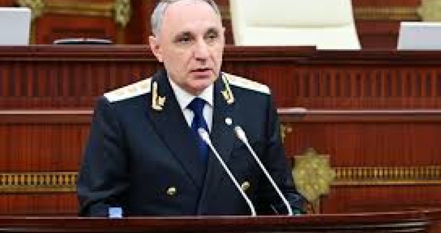 Baş prokuror gənclərin kriminalistika biliklərinin zəifliyindən narahatdır