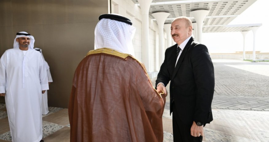 Prezidentin sosial media səhifələrində BƏƏ-yə işgüzar səfərindən video paylaşılıb