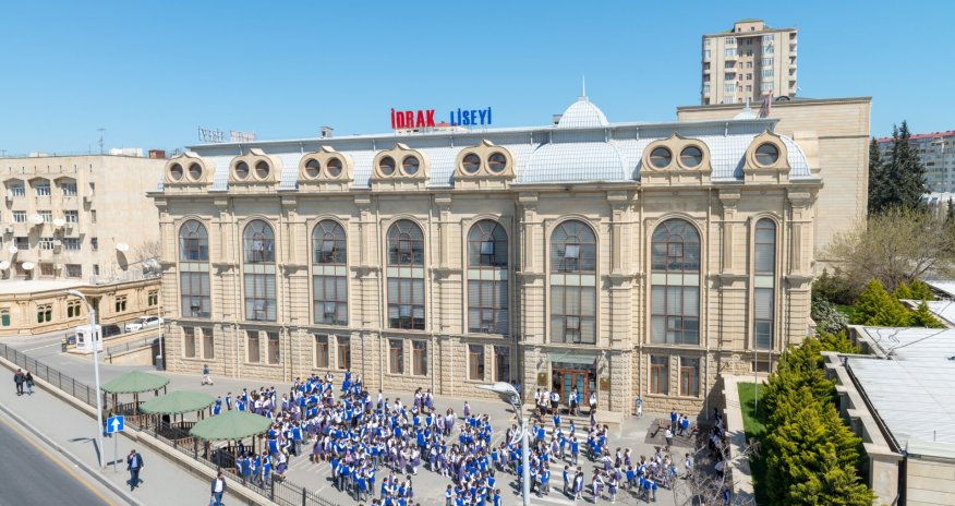 Müəllimini güllələyən şagird onu öldürməklə bağlı "öhdəlik" götürüb - Hadisənin bəzi detalları
