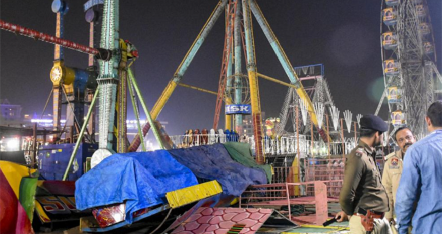 Hindistanda attraksion uçub, ölən və xəsarət alanlar var