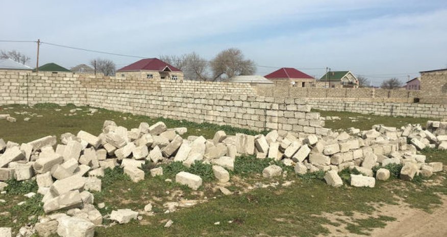 Ötən il bələdiyyə aktları üzrə ləğv edilən torpaq sahələrinin həcmi üç dəfədən çox azalıb
