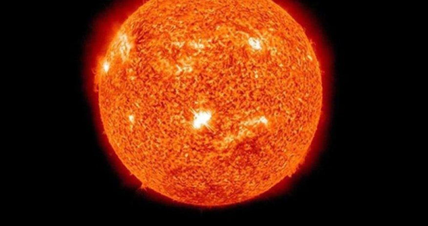 Günəşdə növbəti güclü partlayış baş verib