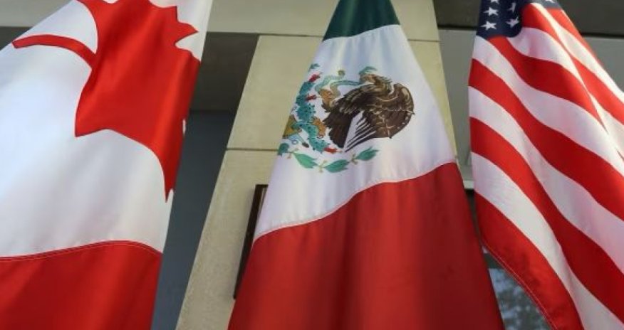 Трамп обсуждает выход из торгового соглашения с Мексикой и Канадой