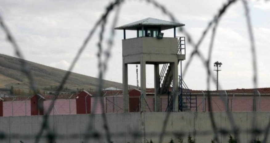 Турция может освободить тысячи боевиков