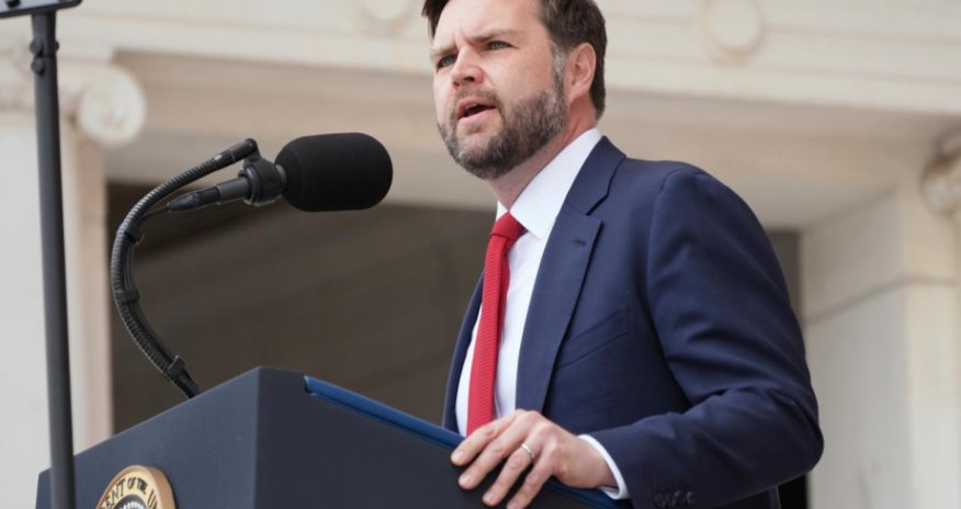 ABŞ vitse-prezidenti: Tehranla danışıqlara getməsə hərbi güc yolu seçiləcək