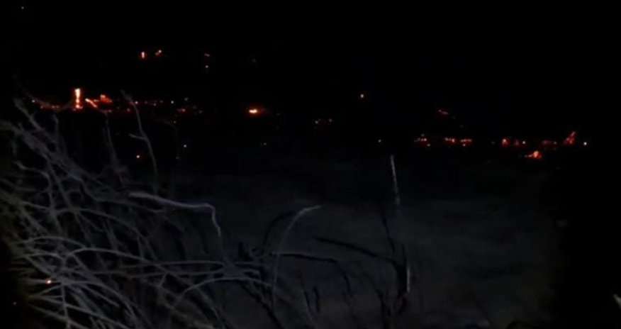 Beyləqanda kolluq sahədə başlayan yanğın meşə zolağına keçdi