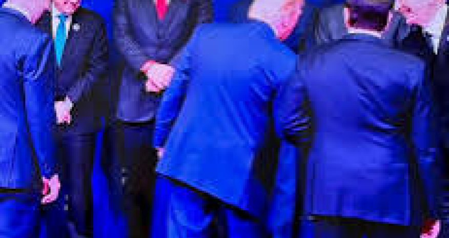 İlham Əliyevin Trampla səmimi söhbəti - Video