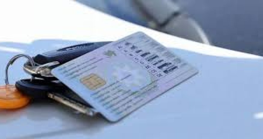 Minlərlə insanın sürücülük vəsiqəsi əlindən alınıb - Deputat