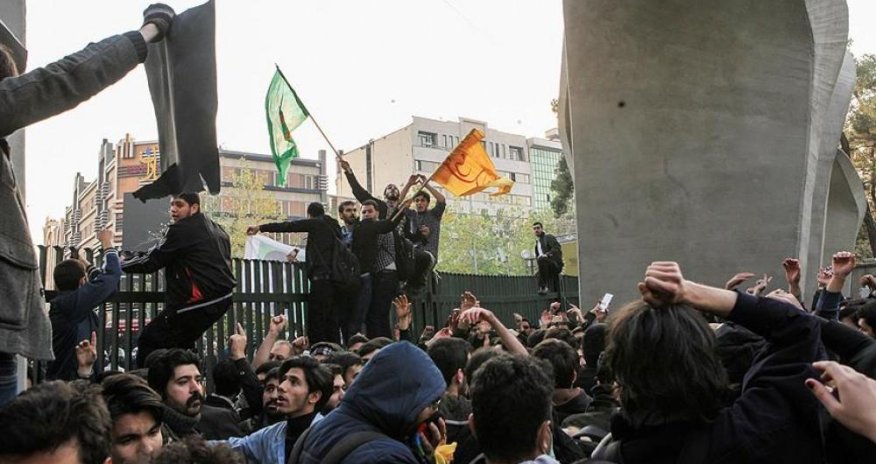 İranda etirazlar zamanı 27 tələbə öldürülüb