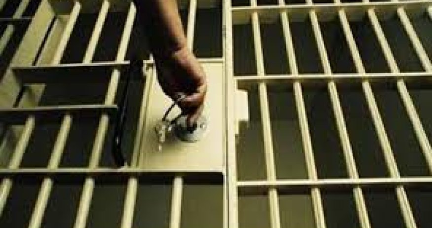 Hazırda həbsdə olan necə məhkum işlə təmin olunub? - Rəsmi