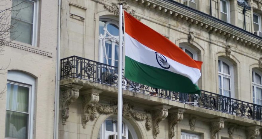 Hindistan vətəndaşlarını İranı dərhal tərk etməyə çağırıb