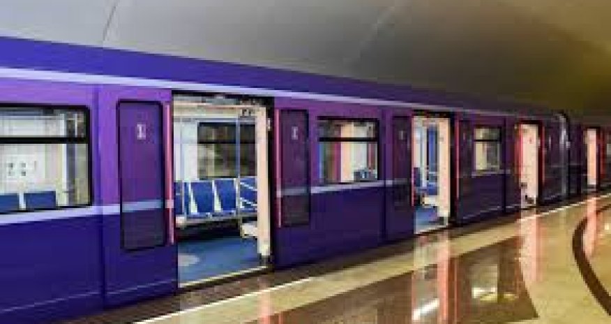 Train services are delayed in the Baku metro
