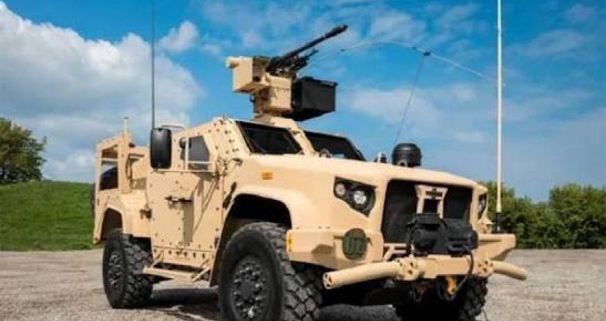 
Канада выделит Украине $220 млн помощи и передаст 400 бронеавтомобилей