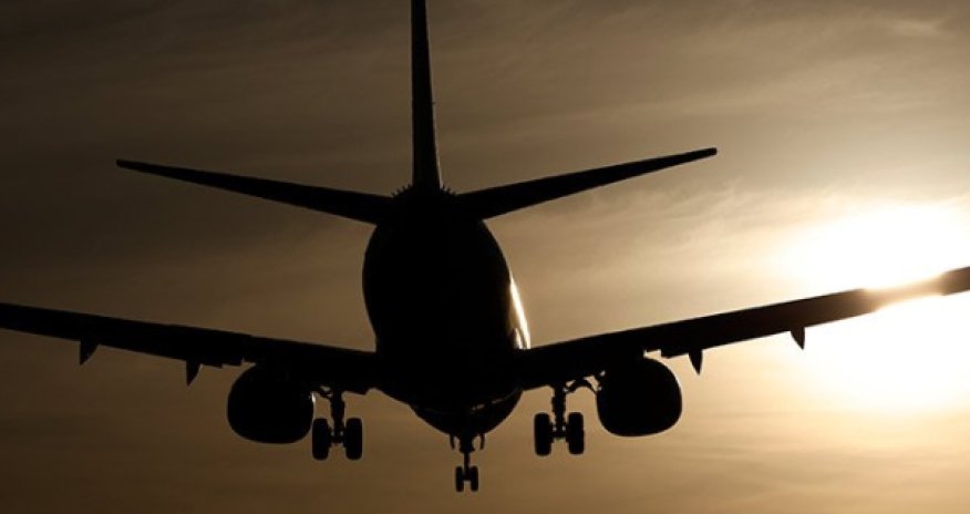 Iran closes airspace along Azerbaijan border amid drills