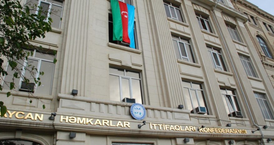 AHİK işdən çıxarmalarla bağlı yayılan məlumatları təkzib edib