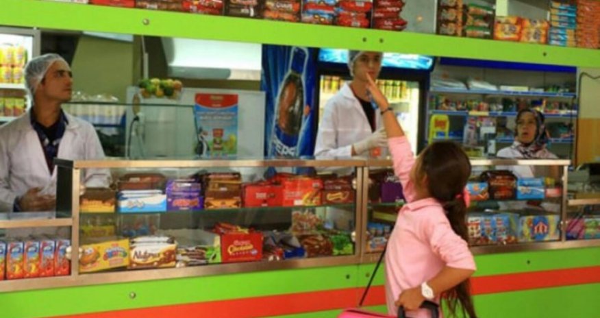 Deputat təklif edir ki, məktəb bufetlərində xüsusi uşaq menyuları olsun