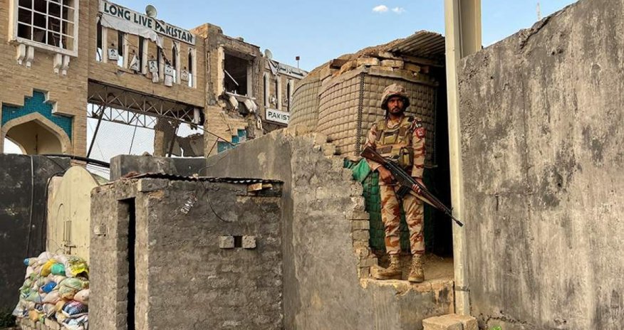 Афганистан атаковал пакистанские блокпосты - Oбновлено