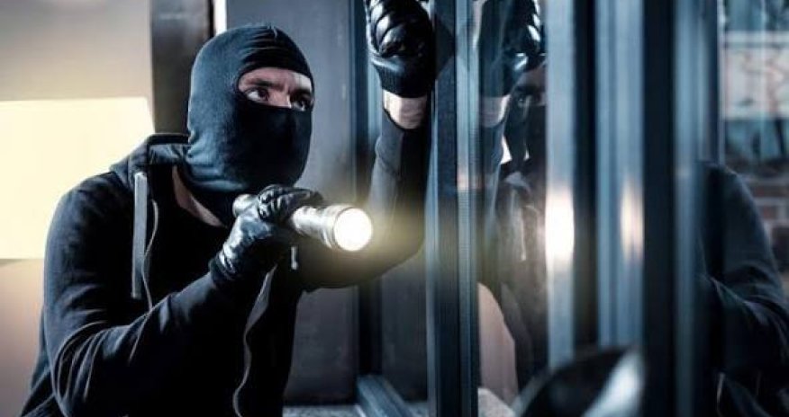 Bakıda evdən 6 min manatlıq oğurluq edən şəxs saxlanılıb