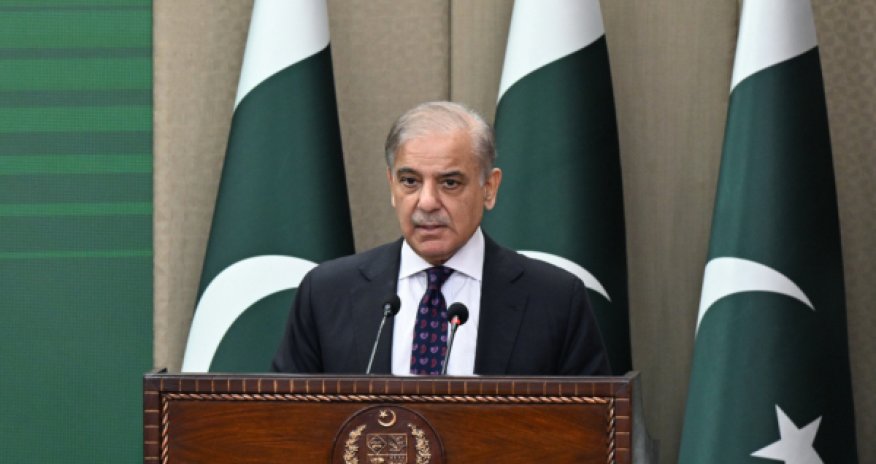 Премьер Пакистана отложил визит в Россию