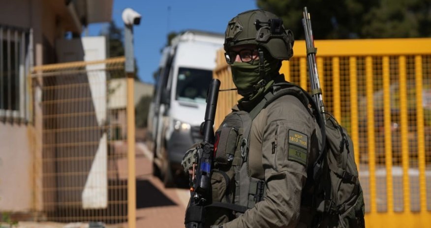 Нетаньяху распорядился о вводе войск на юг Ливана